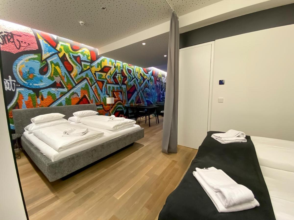 Blackhome Graz I Contactless Check-In Exteriör bild